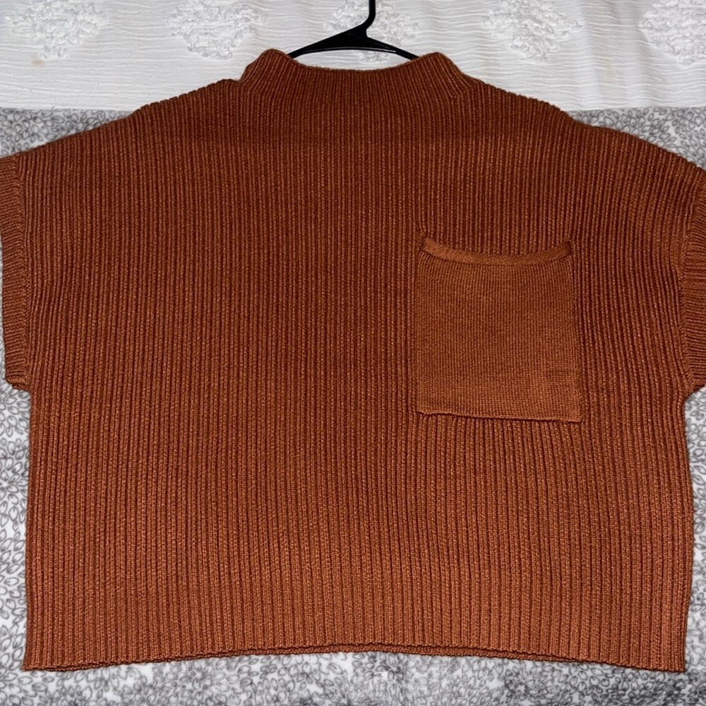 Tank top sweater